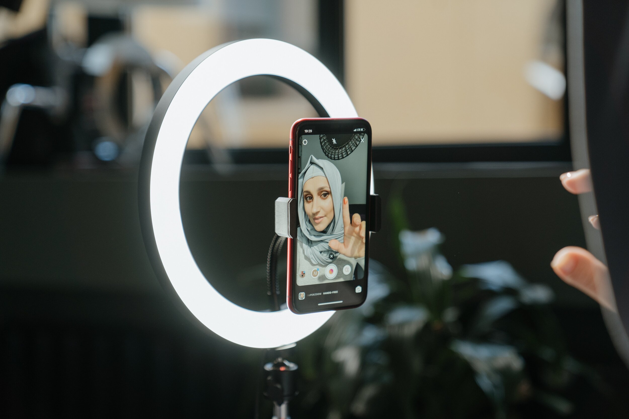 professional-ring-light-mobile-phone.jpg