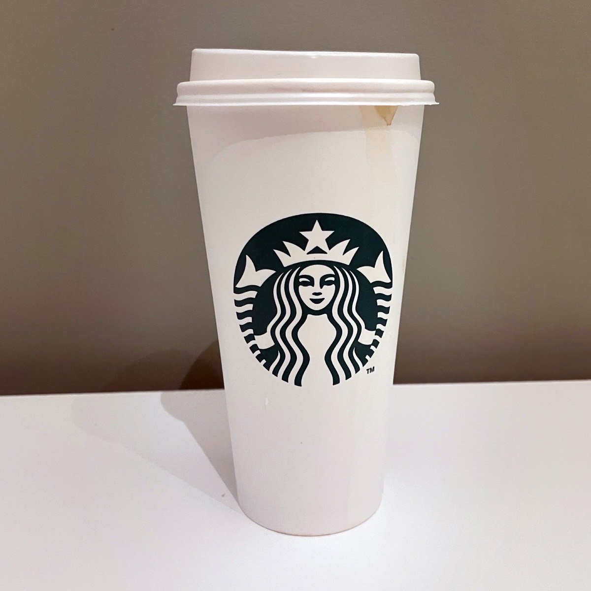 Free Starbucks takeaway coffee cup